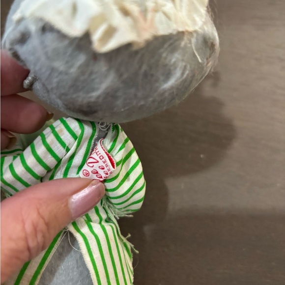 Vintage Annalee Christmas Mouse Figurine holding Candle 1971 - Picture 5 of 10